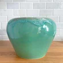 Load image into Gallery viewer, Vintage glossy aqua drip glaze ceramic vase, 312. Crafted by Robinson Ransbottom Pottery Co., USA, 1960s. A beautiful piece to add to your art pottery collection!
In excellent condition, no chips/cracks/repairs. Marked 312 USA.
Measures 8 x 6 1/2 inches