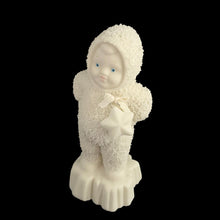 Load image into Gallery viewer, Bring back nostalgic memories of childhood with this vintage Best Little Star Snowbabies collectible Christmas bisque porcelain figurine #68842, now retired. Crafted by Department 56, Taiwan, 1997. A beautiful addition to your holiday decor!
In excellent used vintage condition, no chips/cracks/repairs.
Measures 1 3/4 x 1 1/2 x 4 1/4 inches