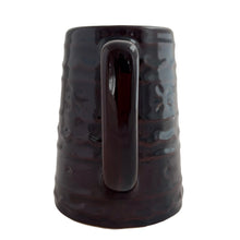 Load image into Gallery viewer, Vintage Daisy and Dots old fashioned stoneware beer stein or mug featuring a deep brown glaze decorated with a Pennsylvania Dutch pattern of daisy, dots, on bands with scalloped design and smooth rim. A lovely early American farmhouse themed mug, perfect for enjoying your favourite beer or beverage.
In excellent condition, no chips/cracks/repairs.
Measures 4 1/2 x 3 3/4 x 5 1/8 inches (incl. handle)
Capacity 16 ounces