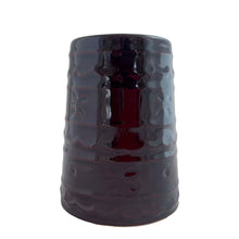 Load image into Gallery viewer, Vintage Daisy and Dots old fashioned stoneware beer stein or mug featuring a deep brown glaze decorated with a Pennsylvania Dutch pattern of daisy, dots, on bands with scalloped design and smooth rim. A lovely early American farmhouse themed mug, perfect for enjoying your favourite beer or beverage.
In excellent condition, no chips/cracks/repairs.
Measures 4 1/2 x 3 3/4 x 5 1/8 inches (incl. handle)
Capacity 16 ounces