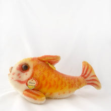 Load image into Gallery viewer, Full profile of the vintage Steiff Flossy gold fish mohair stuffed animal with original tags.