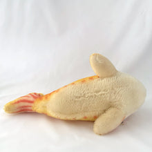Load image into Gallery viewer, Detail of the stitched fins and high-quality German wool-cotton construction.