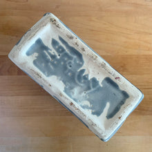Load image into Gallery viewer, Jacks Daughter of All Trades Vintage Antique Mid-Century Kitsch Store Shop Reseller Etsy Shopify Toronto Canada Free Porch Pick Up Local Delivery Worldwide Shipping Judy Weinberg Unique Housewarming Gift Sustainable Gift Wedding Gift Home Decor Collectible Collector Gift Farmhouse Cottagecore Cottage Lodge Shabby Chic Industrial Art Deco Art Pottery gray Arcature Line Square vase red bird McCoy Pottery 1950s