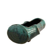 Load image into Gallery viewer, Vintage souvenir green drip glaze figural log redware planter with Ontario Canada written in gold. Crafted by McMaster Craft, Canada, circa 1970s. Perfect to use as intended or repurpose as a candy or trinket dish.
Excellent condition, no chips, cracks or repairs. Original sticker.
Creamer measures 9 x 4 1/2 x 3 3/8 inches