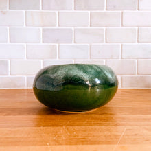 Load image into Gallery viewer, Vintage oval shaped ceramic pottery planter finished with glossy green drip glaze. Produced by RRP Co. Roseville, USA. An excellent vessel to house your favourite houseplants and succulents. A great addition to any decor style. In excellent condition, free form chips/cracks/repairs. Marked on the bottom. Measures 8 3/4 x 5 3/4 x 2 3/4 inches