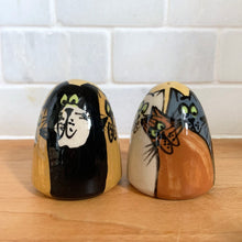 Load image into Gallery viewer, Hand Painted Multicoloured Smiling Cats Salt and Pepper Shakers