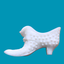 Load image into Gallery viewer, Spring is in the air with this "Hobnail" milk glass slipper with cat. Crafted by Fenton Art Glass, USA, 1957 - 1971. A sweet collectible for any Fenton, milk glass or cat lover! It's in excellent condition, no chips or cracks. Unmarked. Partial Fenton red foil label on inside. Measures 6 x 1 3/4 x 3 inches