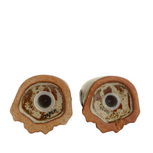 Load image into Gallery viewer, Underside of Knobler stoneware frog shakers showing original rubber stoppers and unglazed base, 1970s Japan