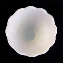 Load image into Gallery viewer, This vintage "Pearls" milk glass flower vase is a classic piece. Crafted Anchor Hocking, USA, circa 1960s. It boasts a timeless and chic design that adds a touch of elegance to any space. In excellent condition, free from chips or cracks. Measures 4 x 7 1/8 inches