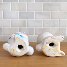 Load image into Gallery viewer, Jacks Daughter of All Trades Vintage Antique Mid-Century Kitsch Store Shop Reseller Etsy Shopify Toronto Canada Free Porch Pick Up Local Delivery Worldwide Shipping Judy Weinberg Unique Housewarming Gift Sustainable Gift Wedding Gift Home Decor Collectible Collector Gift Farmhouse Cottagecore Cottage Shabby Chic kitschy pink blue bunny rabbit couple Bun-Bun chalkware figurines Taiwan 1970s New old stock original box Cute animal anthropomorphic Easter decor