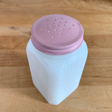 Load image into Gallery viewer, Vintage milk glass shaker featuring an pressed starburst pattern. Produced by McKee Glass, circa 1950. Beautiful art deco design to add to your shaker collection and tableware. In excellent condition, free from chips. Metal lid may have been repainted. 2 3/8 x 2 3/8 x 4 1/2 inches