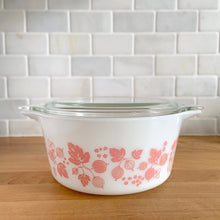 Load image into Gallery viewer, Vintage pink PYREX Gooseberry 1.5 Qt round covered casserole dish 474-B with lid, Opalware, USA 1960s