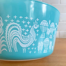 Load image into Gallery viewer, Vintage Turquoise PYREX Butterprint Casserole Dish with Lid | 1 Qt, Model 473, 1950/60s USA