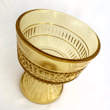Load image into Gallery viewer, Classic vintage planter in clear yellow glass. Perfect for a pretty floral display, your favourite house plant or succulent. Or repurpose as a candy dish, or use to up-style your office decor to hold clips, or Post-it Notes. Made by E.O. Brody in the USA. In excellent condition, no chips or cracks. Measures 4 1/2 x 5 1/2 inches