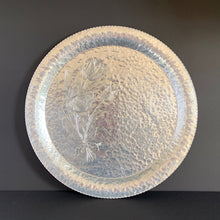 Load image into Gallery viewer, Vintage Rodney Kent line Tulip round serving tray with ruffled edge and clear plastic dome (shape 402). Crafted by Krischer Metal Products Co., USA, 1950s. Aluminum ware was all the rage in the mid-century era.
In great vintage condition.
Tray measures 15 inches
Comes with a plastic dome (not pictured).