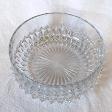 Load image into Gallery viewer, Vintage Diamond Point clear glass serving bowl features three dimensional diamond point and starburst bottom with plain sides. Crafted by Indiana Glass, USA, 1965 - 1990. This bowl brings the sparkle to your table!
In excellent condition, no chips.
Measures 8 x 3 inches