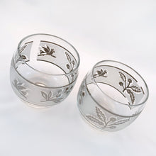 Load image into Gallery viewer, Jacks Daughter of All Trades Vintage Antique Retro Mid-Century Modern Mid Mod Store Shop Reseller Etsy Shopify Toronto Canada Free Porch Pick Up Local Delivery Worldwide Shipping Judy Weinberg Unique Housewarming Hostess Sustainable Gift Home Decor Collectible Collector Him Her Glassware Bar Barware Cart Mad Men Cocktail Happy Hour Party Libbey Luxury High End silver Birds and Botanicals roly poly glasses Libbey Glass USA 1950s