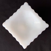 Load image into Gallery viewer, Jacks Daughter of All Trades Vintage Antique Retro Mid-Century Modern Kitsch Store Shop Reseller Etsy Shopify Toronto Canada Free Porch Pick Up Local Delivery Worldwide Shipping Judy Weinberg Unique Housewarming Hostess Sustainable Gift