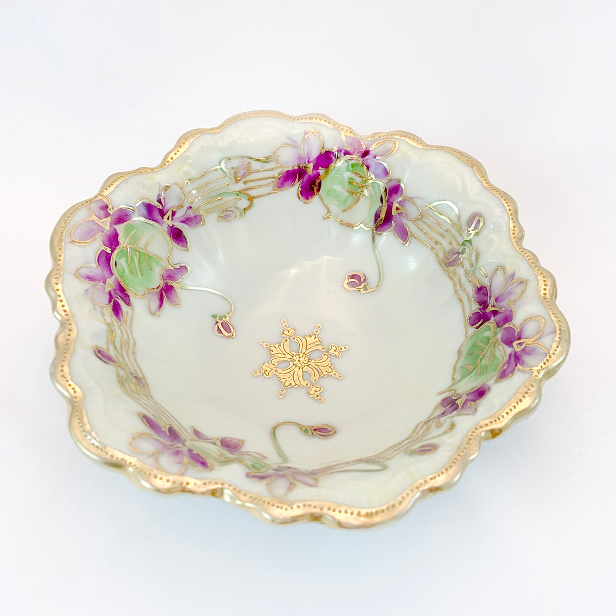 Edwardian Antique Handpainted outlets Porcelain Violet Berry Dessert Bowls by TT Taki