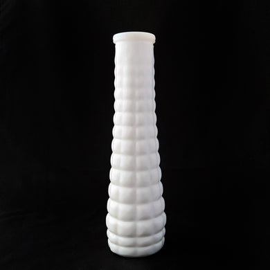Tall and elegant vintage white milk glass 81/2 inch floral bud vase with a quilted square pattern. Produced by the E.O. Brody Glass Company. Perfect for a charming and elegant arrangement with farmhouse, cottage core vintage style for everyday, or wedding/bridal decor. In excellent condition, free from chips/cracks.  Measures 2 1/2 x 8 1/2 inches
