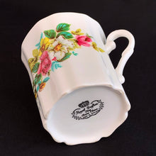 Load image into Gallery viewer, Jacks Daughter of All Trades Vintage Antique Retro Mid-Century Modern Kitsch Store Shop Reseller Etsy Shopify Toronto Canada Free Porch Pick Up Local Delivery Worldwide Shipping Judy Weinberg