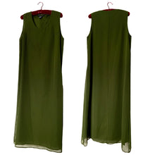 Load image into Gallery viewer, Vintage boho style mid-length avocado green wavy chiffon Kaftan top buttoned coat dress with nehru collar, slide slits and complimentary slip dress, size 14. Both pieces are 100% polyester. Crafted by Mlll Gabrielle, Bangladesh, 1980s.

In excellent condition, no tears/stains.

Size 14

Measurements
Shoulders 14 3/4 inches
Bust 21 inches
Waist 23 1/2
Hip 26 1/2 inches
Length 53 inches
