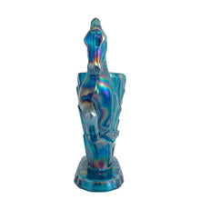 Load image into Gallery viewer, Vintage limited edition Carols Sure Win iridescent Mediterranean Blue Carnival Glass bud vase featuring a horse prancing through vegetation. Made for Cherished Glass Wares by L.E. Smith Glass, USA, 1970s. Production of these vases was limited to approximately 2000 per colour and was produced in Amber, Amberina, Mediterranean Blue and Crystal Lustre.

In excellent condition, no chips. There is a minor rough spot at the seam likely due to mold release.

Measures 4 1/4 x 1 7/8 x 5 1/4 inches
