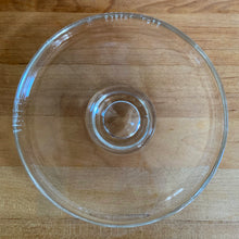 Load image into Gallery viewer, Vintage Flameware clear glass double boiler no. 6283-U1 1/2 QT with glass lid 6283-C C-18. Crafted by PYREX, USA, between 1936 - 1979. The absolute best way to melt chocolate, make creamy smooth hollandaise sauce or prepare custards!

In excellent condition, no chips. Maker&#39;s mark on each piece.

Measures 12 x 6 1/2 x 7 1/2 inches (incl. handle)

