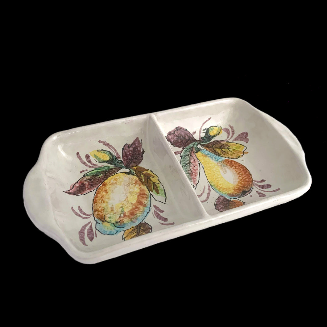 Hand painted vintage  two part rectangular divided ceramic dish. This beauty has a lovely hand painted multi-coloured fruits. Crafted in Italy.  In excellent condition, no chips or cracks. Marked B.40/2 Italy  Measures 10 1/8 x 5 1/4 inches