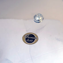 Load image into Gallery viewer, Close-up of the original Gourmates styled by Glo-Hill Canada foil label and central chrome screw on the underside of the tidbit tray

