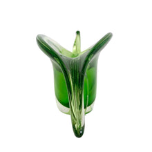 Load image into Gallery viewer, End view of 1950s-70s Murano sommerso console bowl showing layered green glass technique and dimensional depth, Seguso attribution
