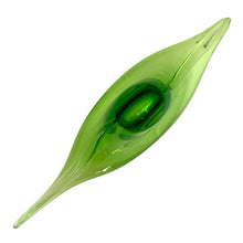 Load image into Gallery viewer, Underside view of vintage Murano sommerso console bowl showing polished base and green glass core within clear crystal layers
