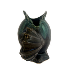 Load image into Gallery viewer, A delightful 1970s vintage figural fish planter from Wyatt Art Pottery, Canada that&#39;ll bring a splash of whimsical fun to your home. This delightful green drip glazed cutie is perfect for filling with your favorite houseplant, or repurposing to hold pens, makeup brushes, and more. This &#39;catch&#39; is sure to bring a smile to any room!

In excellent condition, no chips/cracks.

Measures 9 1/2 x 4 x 6 1/8 inches
