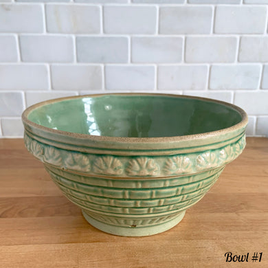 Hard to find, vintage green glazed stoneware 2 quart mixing bowl featuring a basketweave and fan pattern. Crafted by Robinson Ransbottom, USA, 1920s. A well-crafted piece of stoneware offering a nostalgic vibe to your farmhouse or cottage kitchenware and decor!

Bowl #1 is in as found vintage condition, no chips/cracks/repairs, age-related crazing and glaze pops. Crown 8 mark.

Measure 8 1/4 x 4 3/8 inches