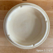 Load image into Gallery viewer, Vintage green spongeware lidded casserole. Robinson Ransbottom Pottery Co., 1990s. Oven-safe and impeccable quality to last for years to come. Bring a touch of charm and character to your farmhouse or cottage kitchen and impress your guests with a stunning oven-to-table presentation.

In excellent used condition, no chips/cracks/repairs, age-related crazing and manufacturer&#39;s glaze pops. Maker&#39;s marks on the bottom.

2 Quarts: 9 5/8 x 8 3/8 x 6 3/4 inches
