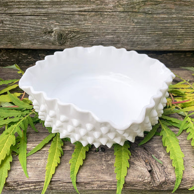 This vintage milk glass 