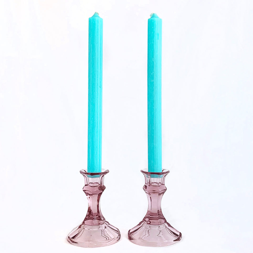A very pretty pair of pink single light candle holders. Crafted by American Stemware, USA,  circa 1980s. Add these boho beauties to your decor for a nice pop of colour.  In excellent condition, no chips or cracks.  Measures 3 1/4 x 4 1/2 inches  Note: does not include candles.  
