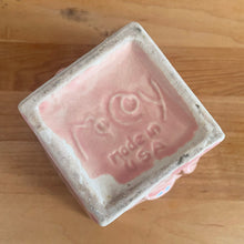 Load image into Gallery viewer, Jacks Daughter of All Trades Vintage Antique Mid-Century Kitsch Store Shop Reseller Etsy Shopify Toronto Canada Free Porch Pick Up Local Delivery Worldwide Shipping Judy Weinberg Unique Housewarming Gift Sustainable Gift Wedding Gift Home Decor Collectible Collector Gift Farmhouse Cottagecore Cottage Lodge Shabby Chic Industrial Art Deco gloss pink lily bud jardiniere planter No. 39 McCoy Pottery 1948 art pottery
