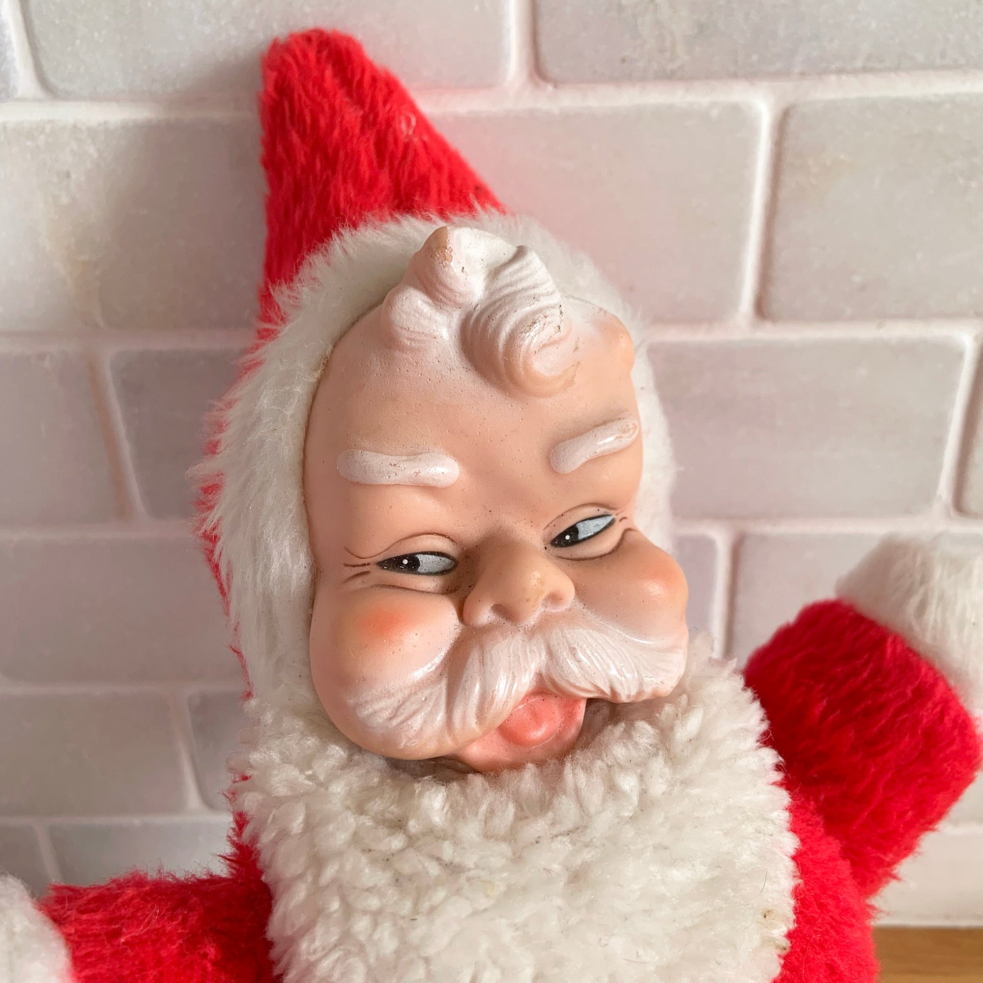 Santa claus plush discount