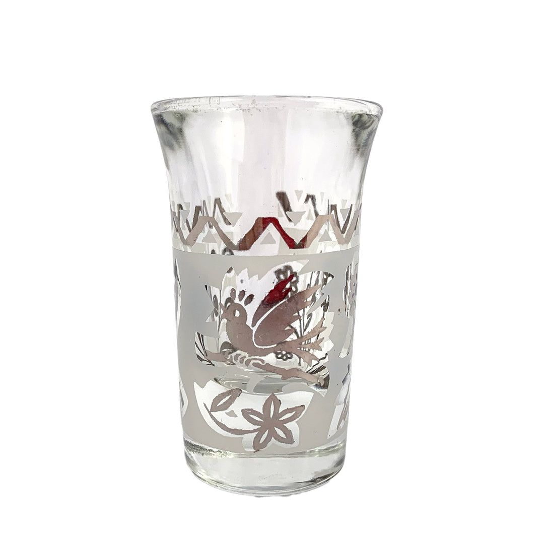 Fabulous vintage mid-century modern shot glass decorated with silver birds and berries. Made by Libbey Glass, circa 1960. A great addition to your barware collection!  In excellent condition, free from chips, minor wear (see photos).  Measure 3 inches  Capacity 1 ounce