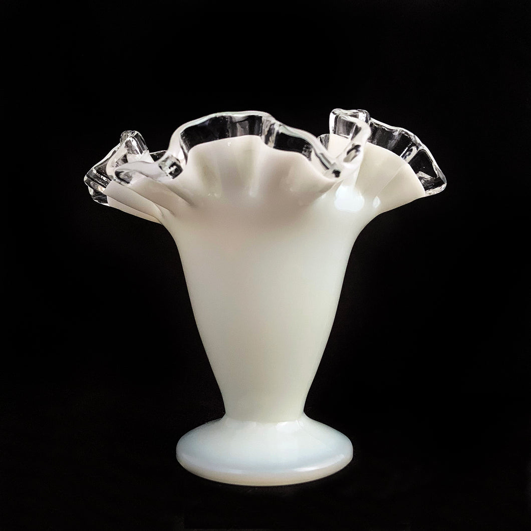 A classic piece of glass artistry, this vintage 