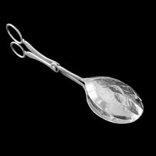 Load image into Gallery viewer, Beautifully detailed vintage silver plate salad tongs embossed with vegetables. Crafted by Sheffield, England, 1950s. Elegance personified!

In vintage condition. Maker's mark present.

Measures 1 3/4 x 2 1/4 x 8 3/8 inches
