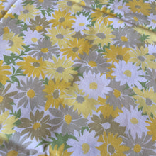 Load image into Gallery viewer, Pair of vintage Superlin yellow Daisy Fair floral pillowcases. 50% cotton 50% polyester. Crafted by Wamsutta, USA, 1971. Add vintage charm to your bedroom with these beauties!

In excellent vintage condition, no stains or tears.

Measures 32 1/2 x 20 1/4 inches
