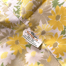 Load image into Gallery viewer, Jacks Daughter of All Trades Vintage Antique Mid-Century Kitsch Store Shop Reseller Etsy Shopify Toronto Canada Free Porch Pick Up Local Delivery Worldwide Shipping Judy Weinberg Unique Housewarming Gift Sustainable Gift Wedding Gift Home Decor Collectible Collector Gift Farmhouse Cottagecore Cottage Lodge Shabby Chic Pair Superlin yellow Daisy Fair floral pillowcases 50% cotton 50% polyester Wamsutta 1971 1970s charming bedroom decor
