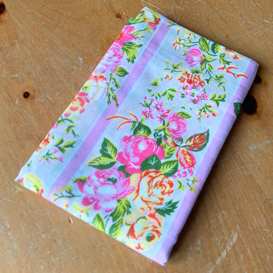 Lovely vintage Truprest poly cotton pillowcase printed with pink and yellow roses on beige bands with pink and white stripes. Crafted by Texmade, Canada, 1970s. A beautiful addition to your shabby chic decor, cottage bedding collection, or repurpose for crafting.

In excellent like-new condition, no stains/tears. Colours are vibrant.

Measures 32 x 20 1/2 inches