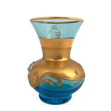 Load image into Gallery viewer, Side view of the vase
