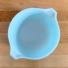Load image into Gallery viewer, Vintage Turquoise PYREX Butterprint Casserole Dish with Lid | 1 Qt, Model 473, 1950/60s USA
