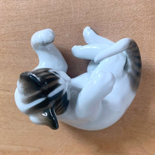 Load image into Gallery viewer, Delightful vintage playful cat porcelain figurine, style 0132 from the Classic Rose Collection. Crafted by Rosenthal, Germany. Add this sweet figurine to your collection!

In excellent condition, no chips/cracks.

Measures 2 1/4 x 2 x 1 1/2 inches
