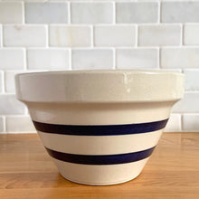 Load image into Gallery viewer, Vintage Williamsburg blue stripe salt glazed stoneware mixing bowl. Crafted by Robinson Ransbottom, USA, 2000 - 2001. A beautiful piece to give a nostalgic vibe to any kitchen!

In excellent like-new condition, no chips/cracks/repairs. Maker&#39;s mark.

Measures 8 x 4 7/8 inches
