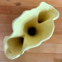 Load image into Gallery viewer, Rare vintage mid-century yellow triple lily vase. Crafted by McCoy Pottery, USA, 1950s. This rare piece is must for any art pottery collector!

In excellent condition, no chips/cracks/repairs. Maker's mark.

Measures 8 1/8 x 3 1/2 x 6 3/4 inches

